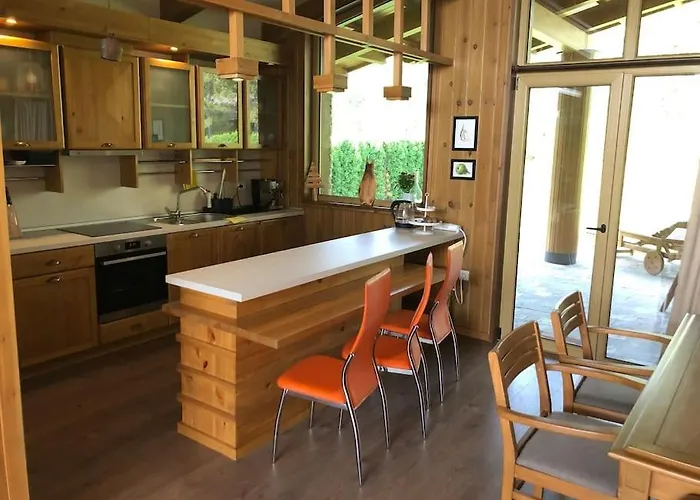 Magnet - Private 샬레 라즐로그